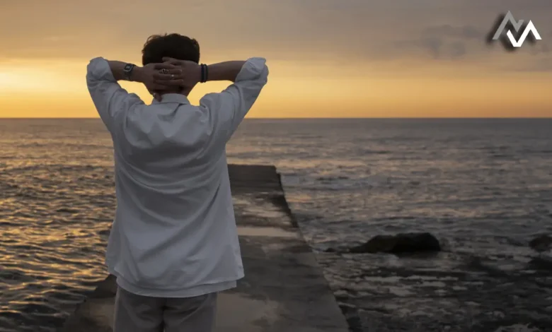 Thriving in Solitude: Key Traits of Independent Minds